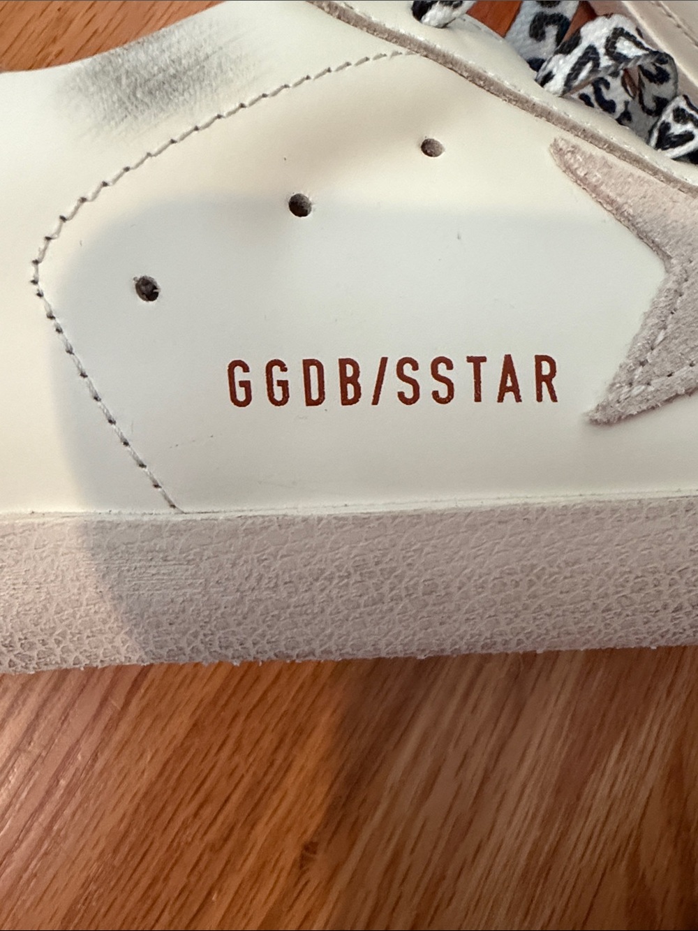 Golden Goose Beige Box Interior with Handwritten Note - Picture 2 of 7